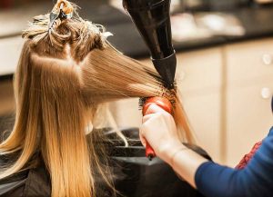 A-Step-by-Step-Guide-To-Perfectly-Blow-Drying-Hair-Extensions