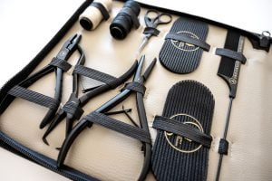 Hand-Tied-Weft-Extensions-The-Ultimate-Guide-for-Beginners-2024