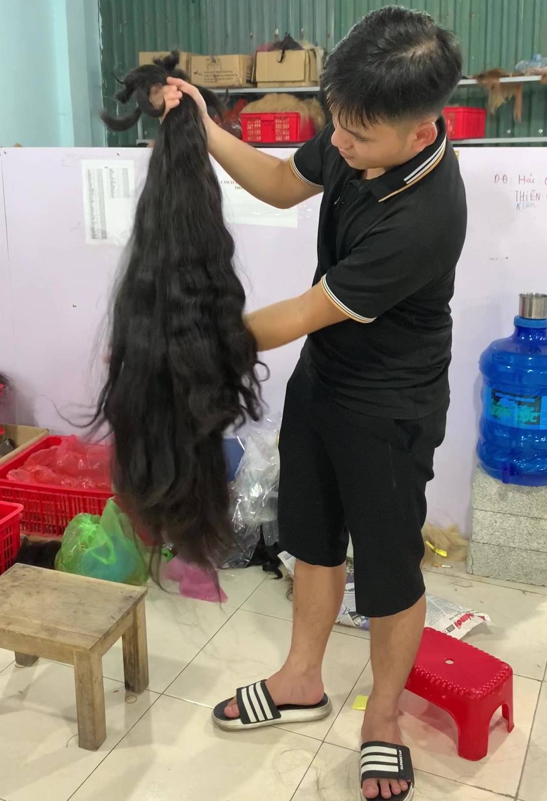 Why-is-Raw-Vietnamese-Hair-Assessed-as-The-Best-Material-for-Hair-Extensions