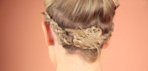 Using-Hair-Extensions-Like-A-Professional-With-These-Hair-Hacks