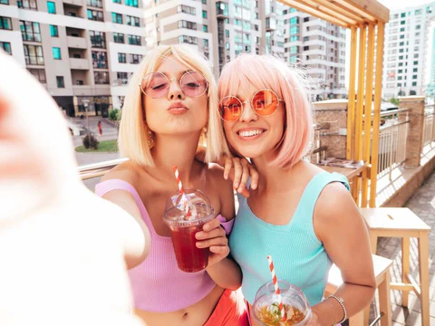 How-To-Stay-Cool-in-Summer-Wigs